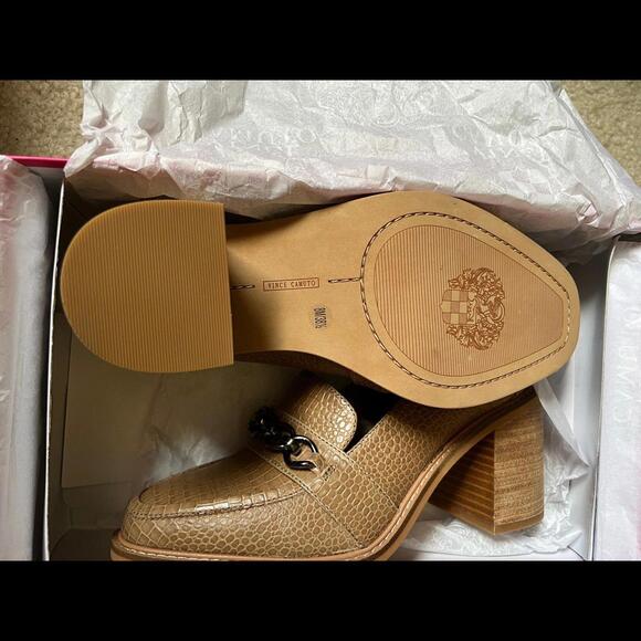 Loafers - Picture 3 of 4